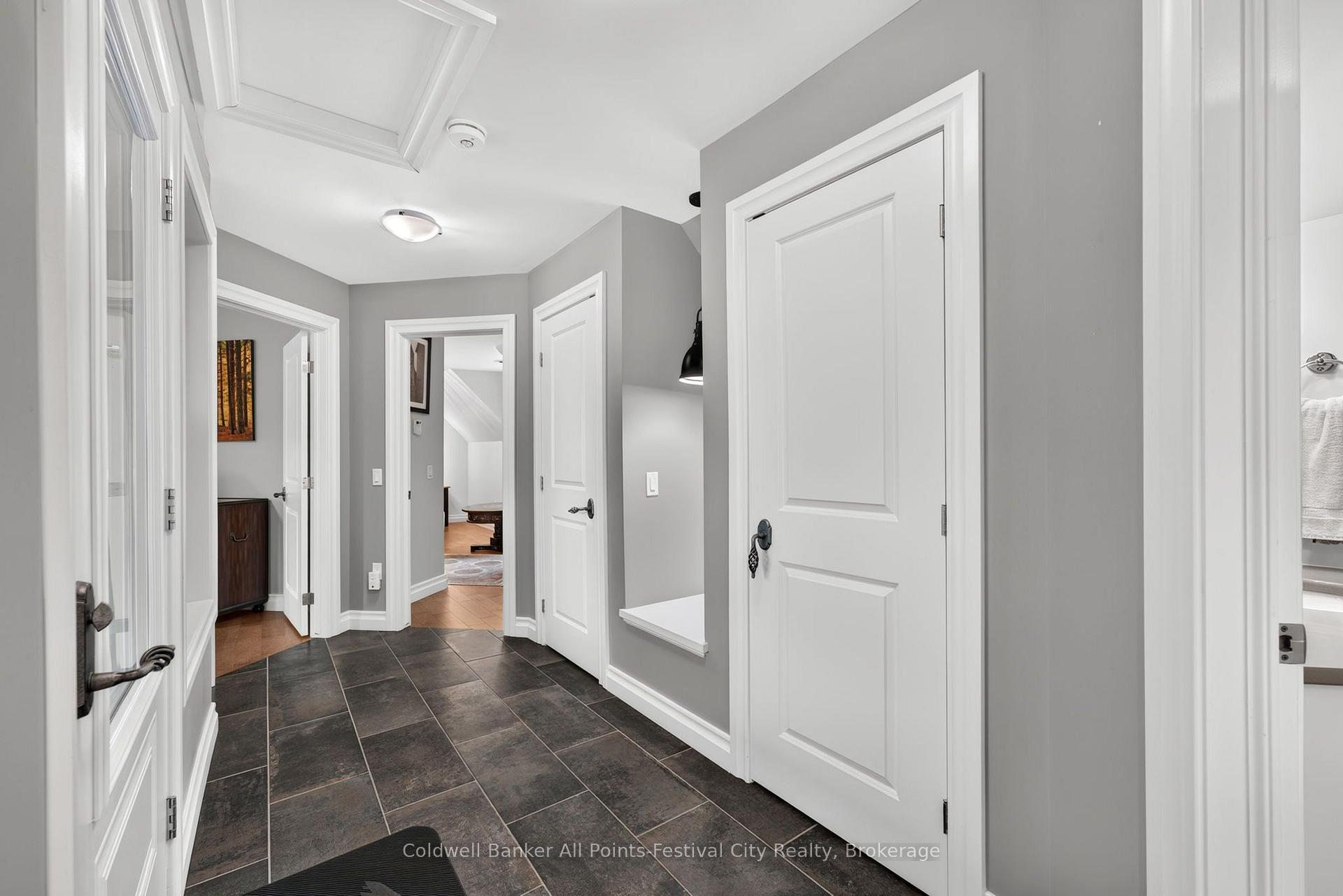 Photo 8 of Unit 400, 5 Cobourg Street, Goderich, Goderich (Town) — HOMEH