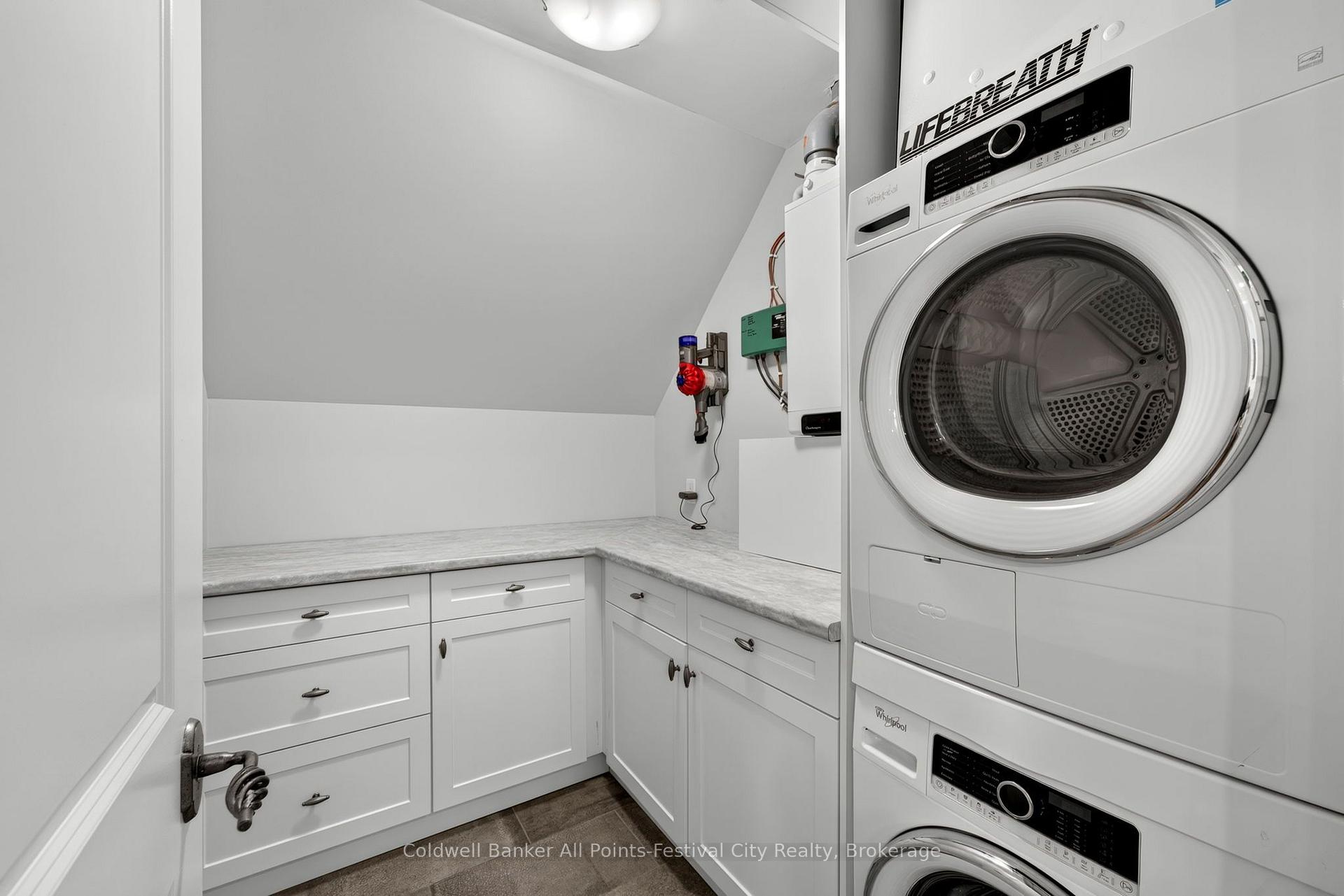 Photo 30 of Unit 400, 5 Cobourg Street, Goderich, Goderich (Town) — HOMEH
