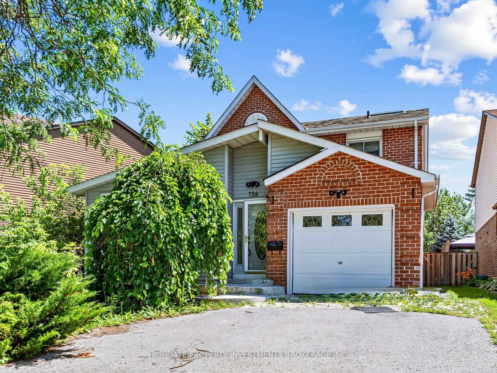 Photo 2 of 739 Edgewood Road, Pickering, Amberlea — HOMEH