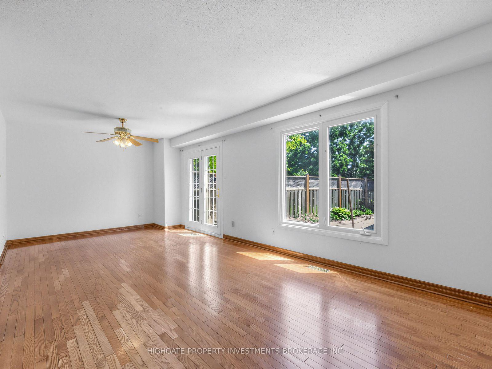 Photo 11 of 739 Edgewood Road, Pickering, Amberlea — HOMEH