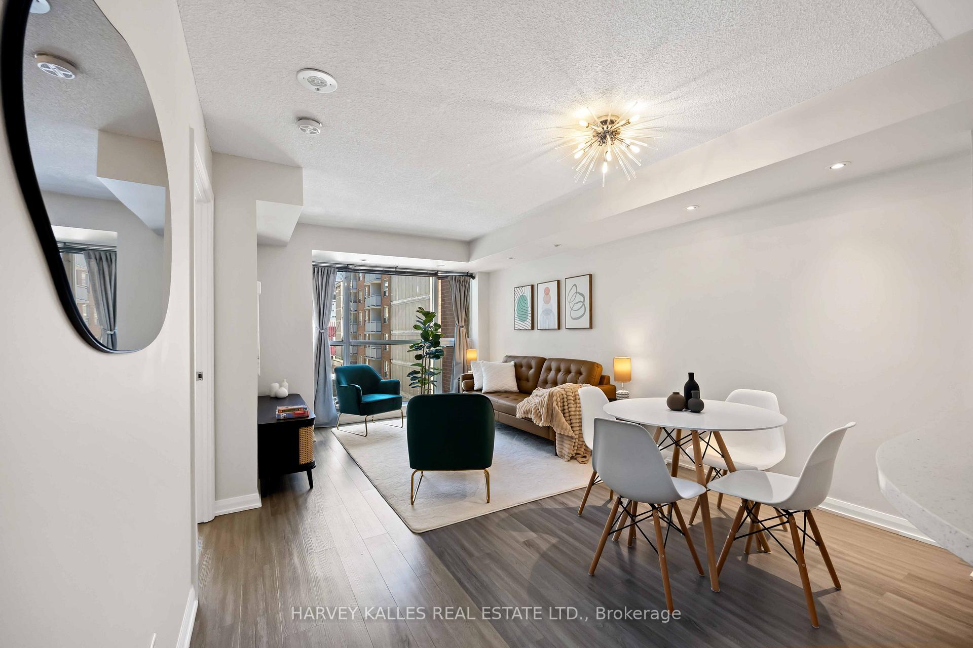 Photo 15 of Unit 416, 18 Beverley Street, Toronto, Kensington-Chinatown — HOMEH
