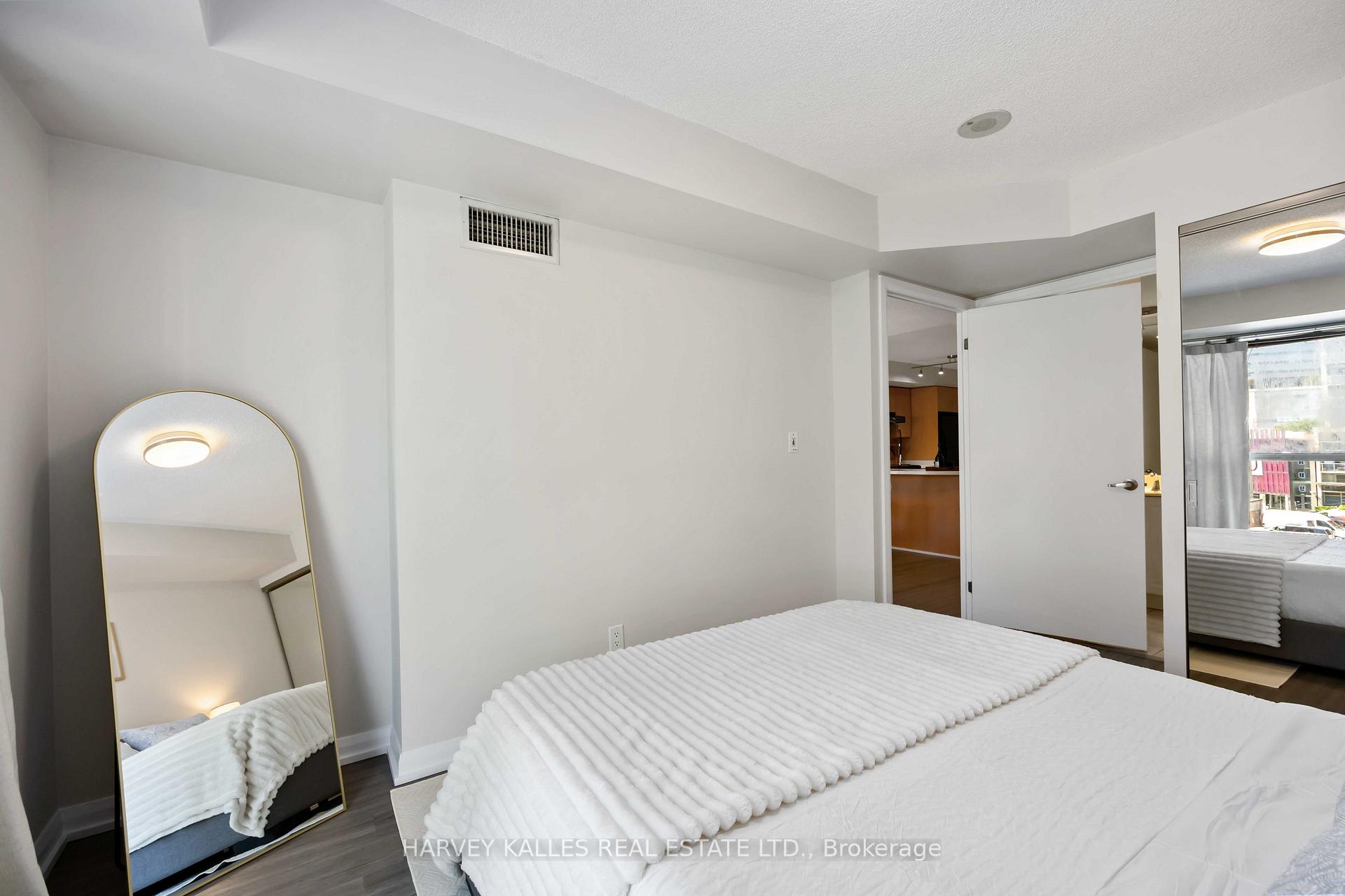 Photo 26 of Unit 416, 18 Beverley Street, Toronto, Kensington-Chinatown — HOMEH