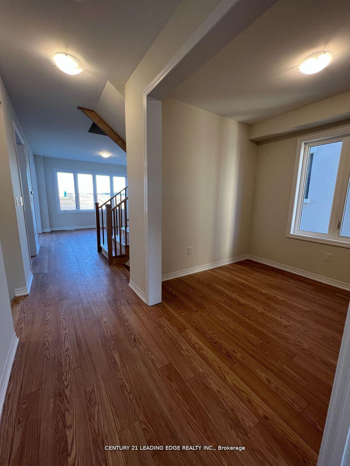 Photo 4 of 42 Ed Ewert Avenue, Clarington, Newcastle — HOMEH