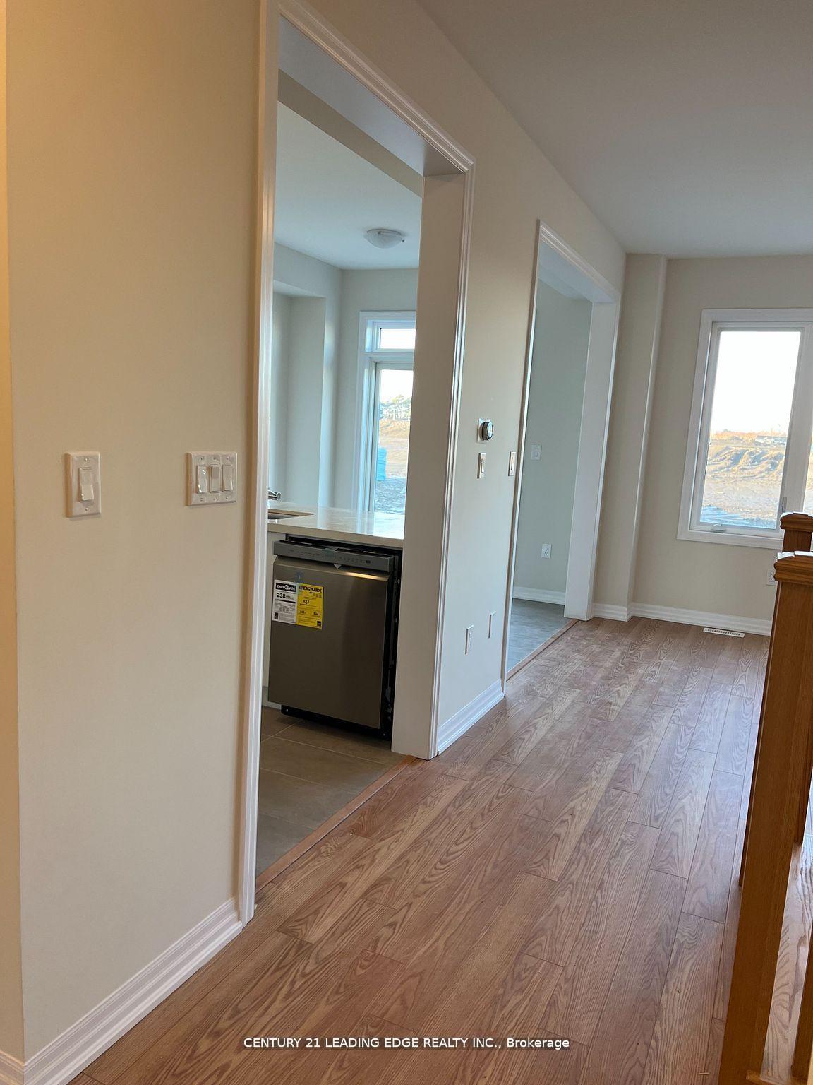Photo 7 of 42 Ed Ewert Avenue, Clarington, Newcastle — HOMEH