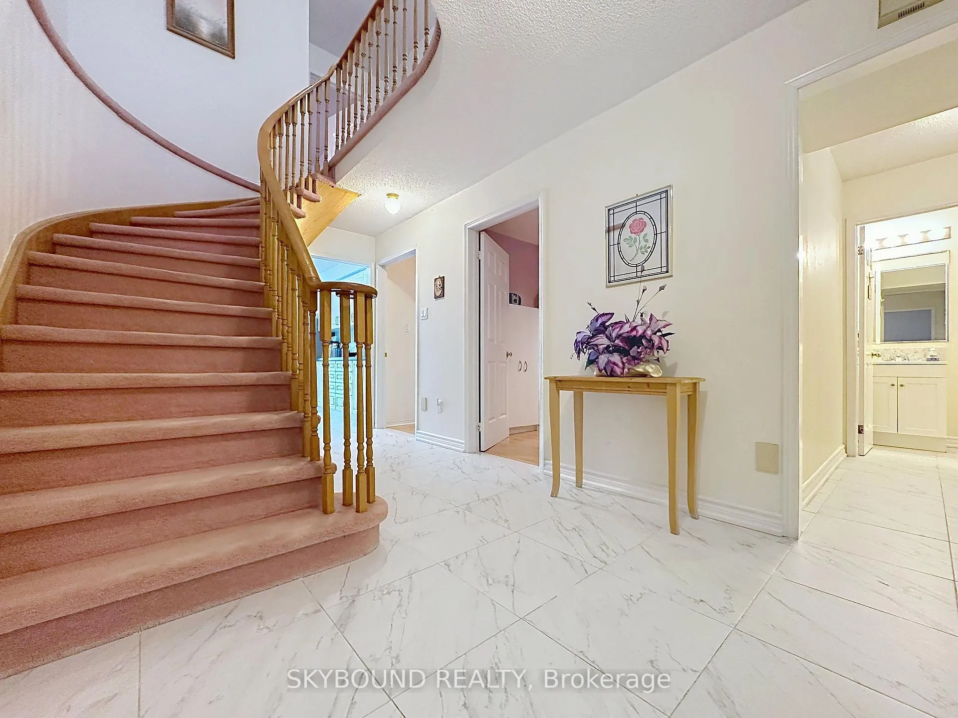 Photo 7 of 4409 Heathgate Crescent, Mississauga, Hurontario — HOMEH