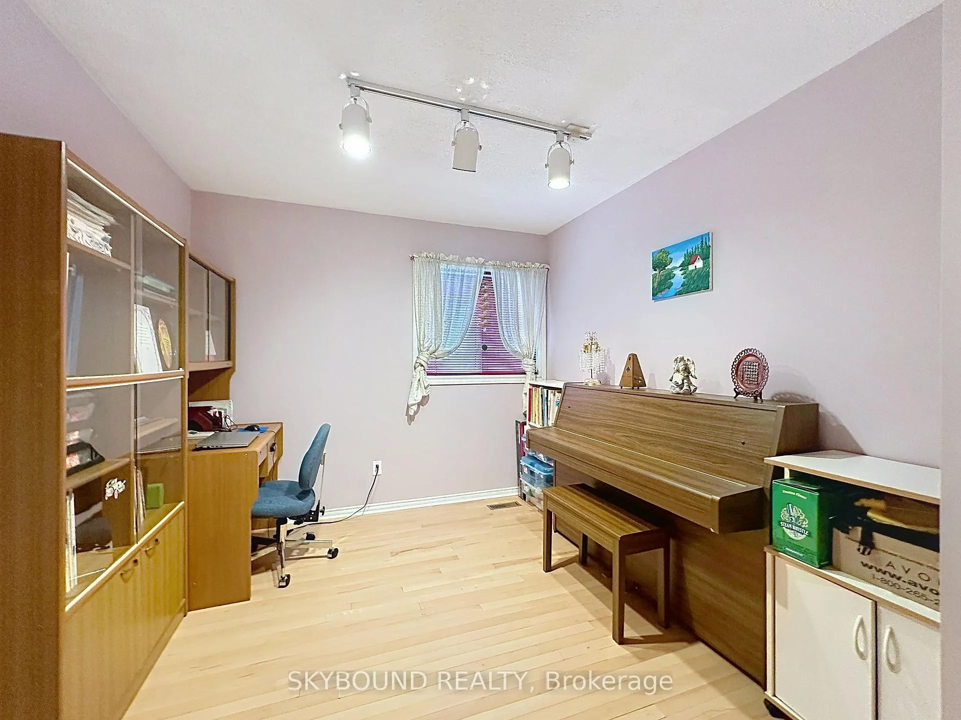 Photo 12 of 4409 Heathgate Crescent, Mississauga, Hurontario — HOMEH