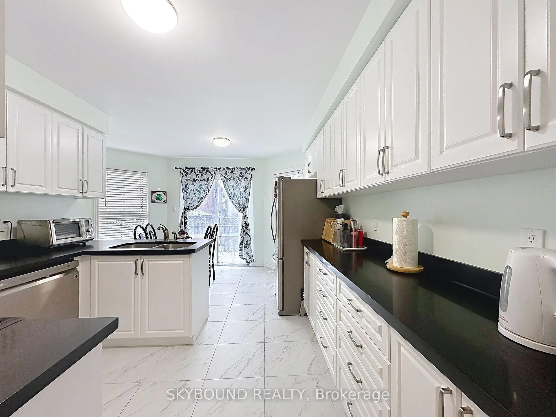 Photo 14 of 4409 Heathgate Crescent, Mississauga, Hurontario — HOMEH