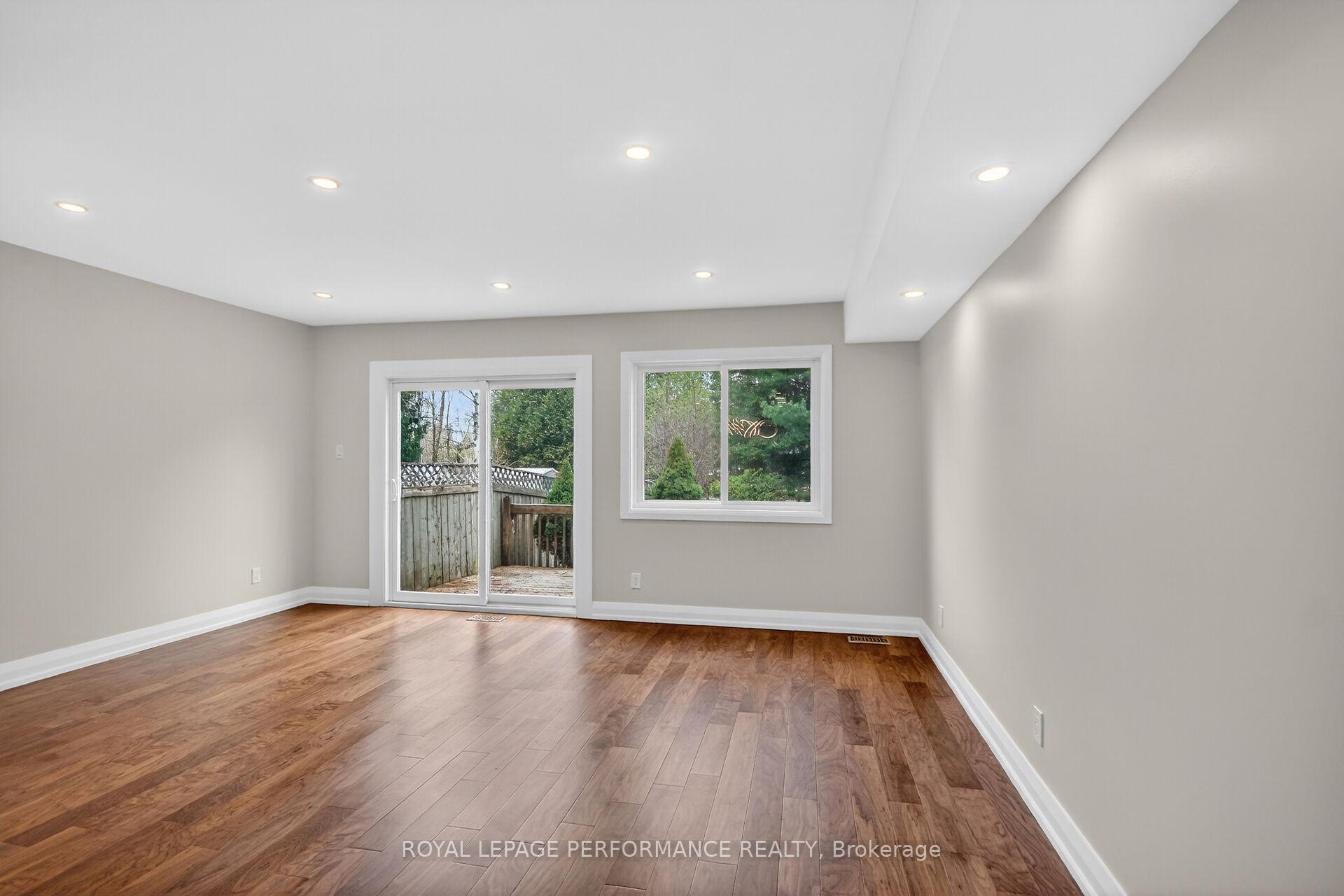 Photo 10 of 34 Dignard Street, Russell, Embrun — HOMEH