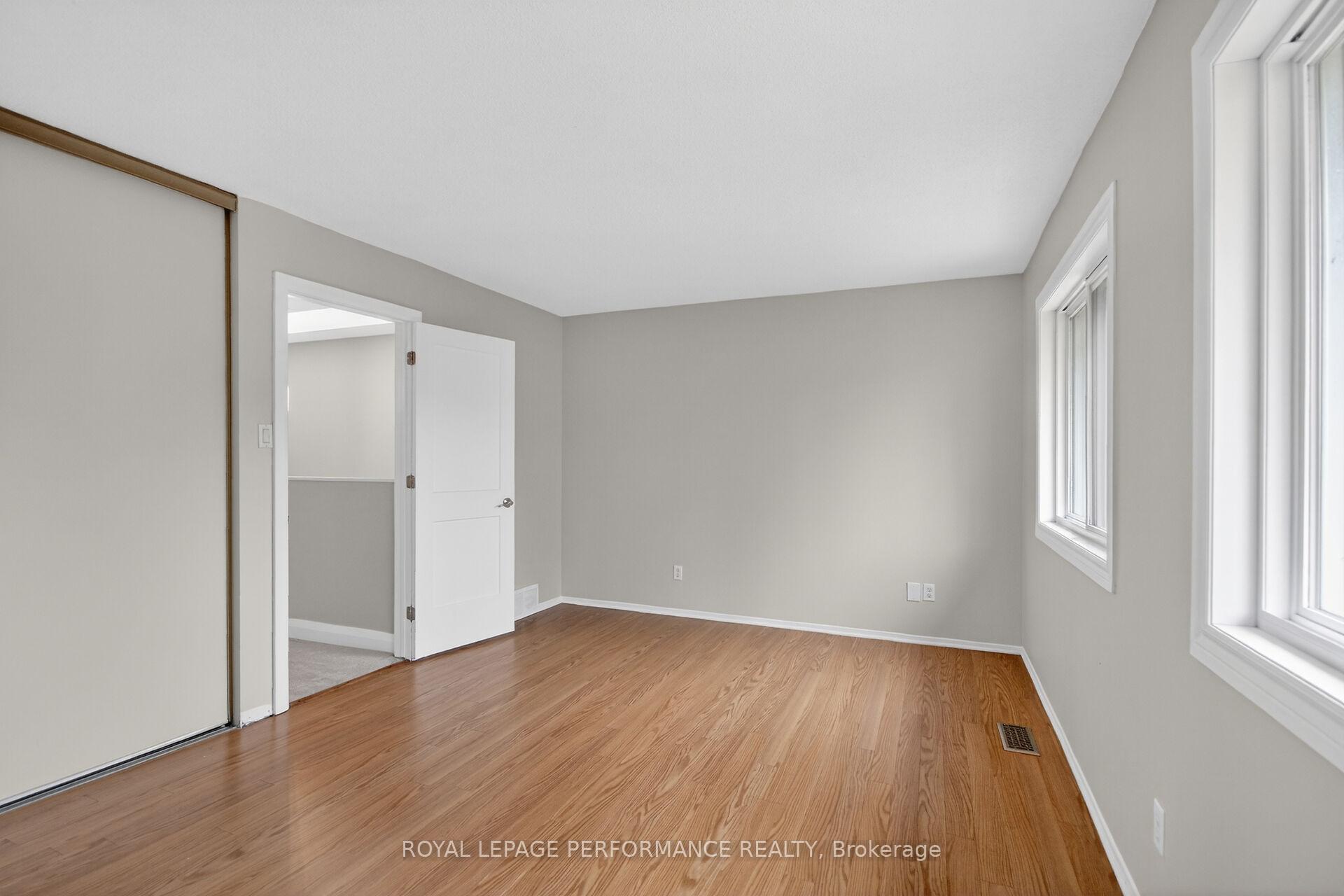 Photo 22 of 34 Dignard Street, Russell, Embrun — HOMEH