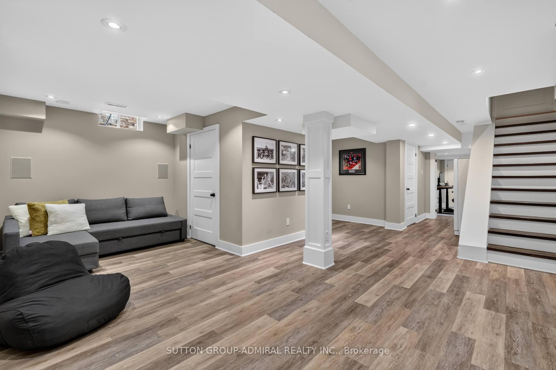 Photo 21 of 7 Emily Carr Crescent, Caledon, Bolton West — HOMEH
