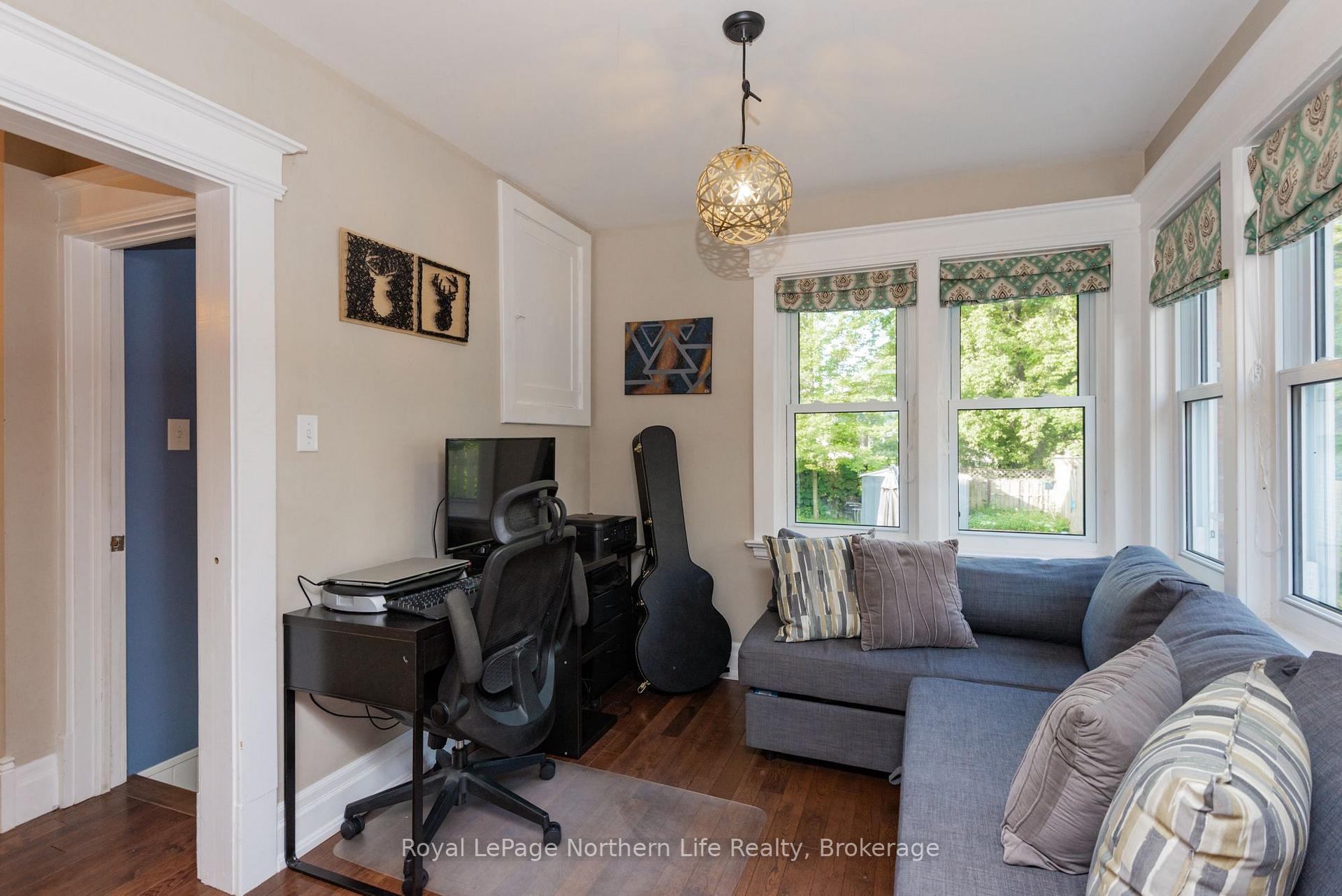 Photo 25 of 833 McIntyre Street W, North Bay, West End — HOMEH
