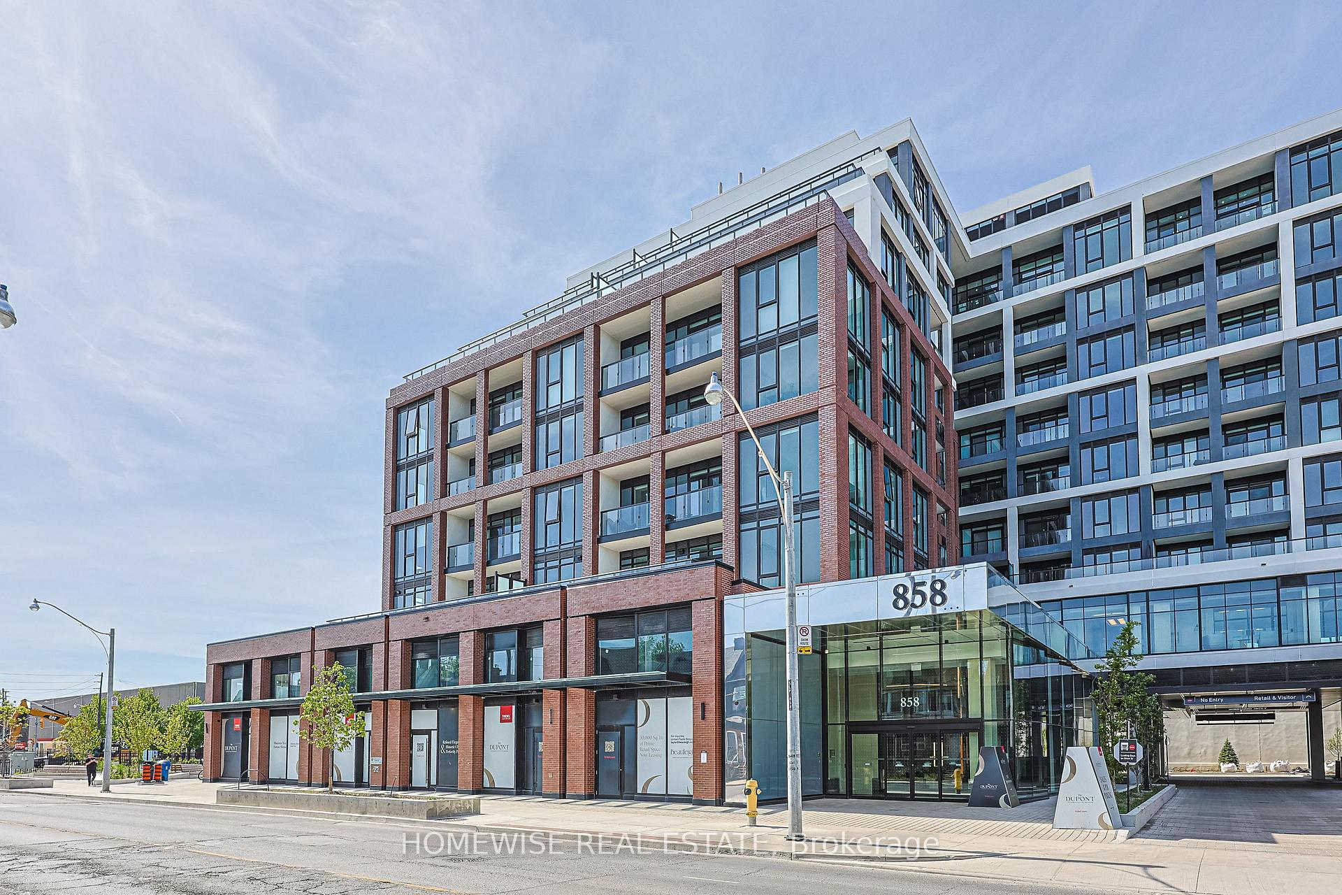 Front of Unit PH29, 858 Dupont Street