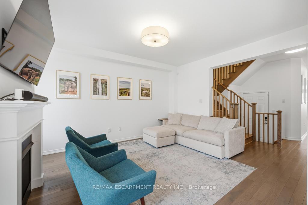 Photo 10 of 10 Cooke Avenue, Brantford, Empire South — HOMEH