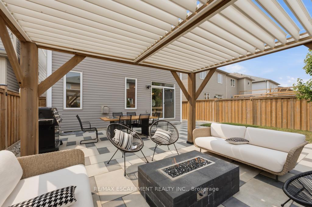 Photo 29 of 10 Cooke Avenue, Brantford, Empire South — HOMEH