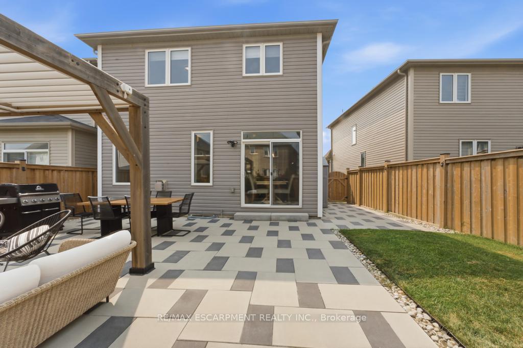 Photo 30 of 10 Cooke Avenue, Brantford, Empire South — HOMEH