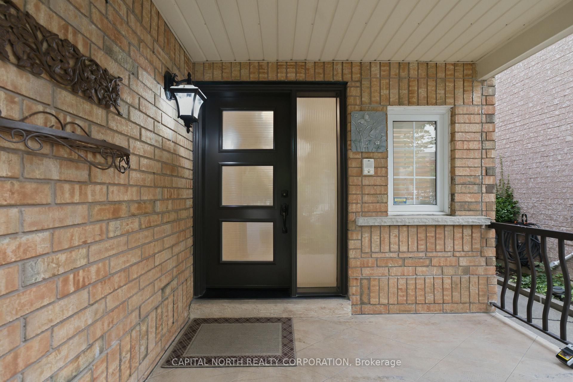 Photo 4 of 60 Monte Carlo Drive, Vaughan, Sonoma Heights — HOMEH