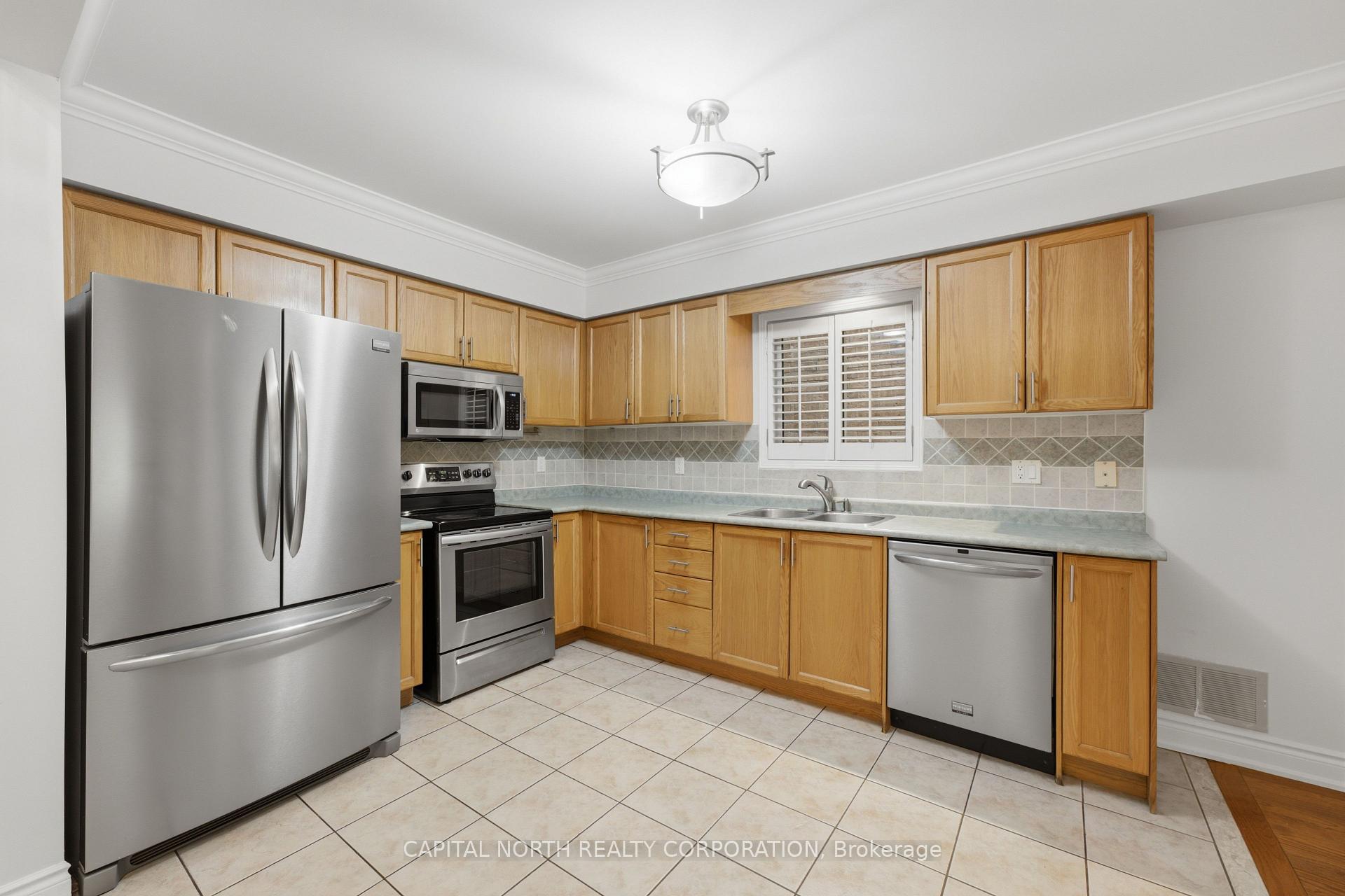 Photo 9 of 60 Monte Carlo Drive, Vaughan, Sonoma Heights — HOMEH