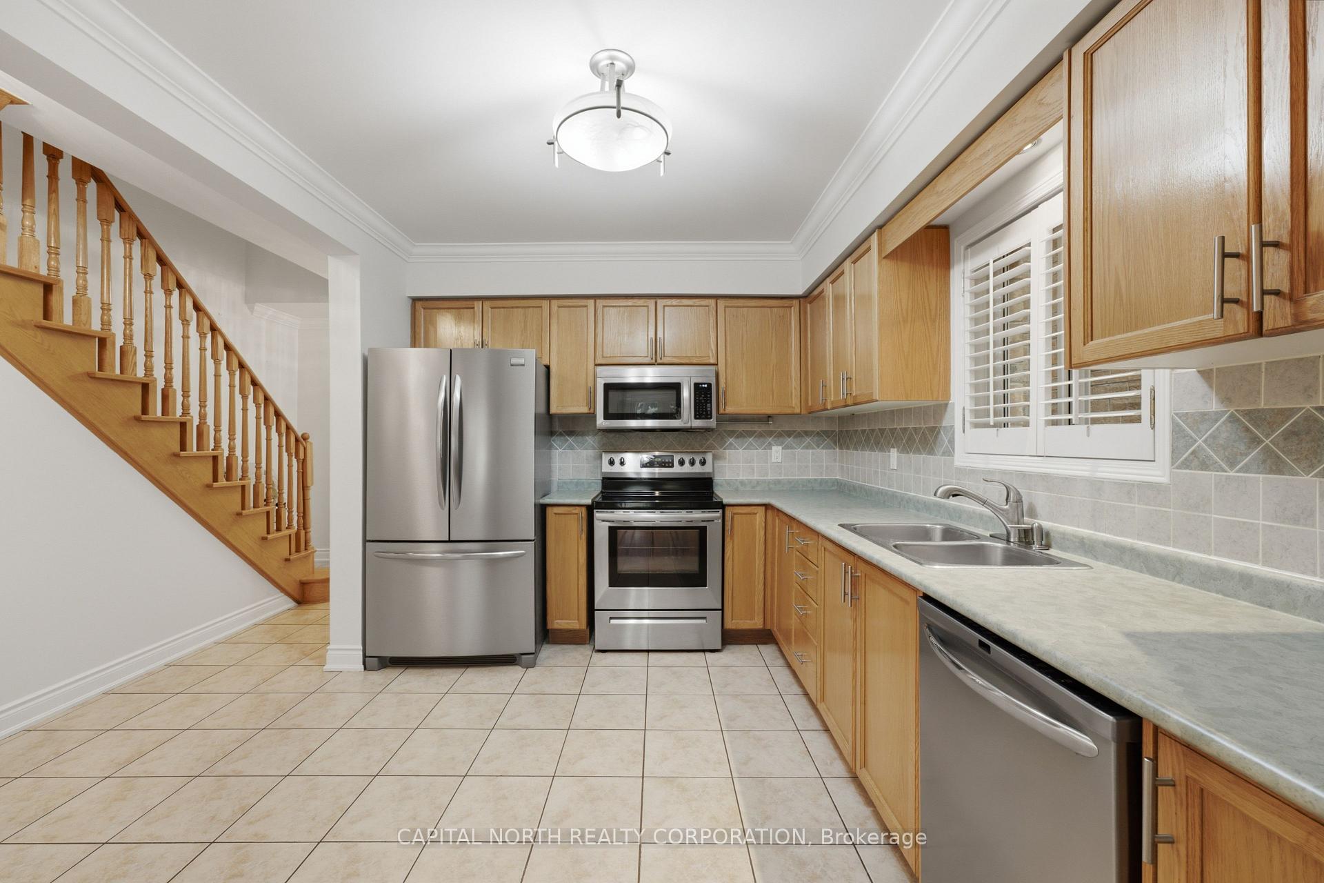 Photo 10 of 60 Monte Carlo Drive, Vaughan, Sonoma Heights — HOMEH