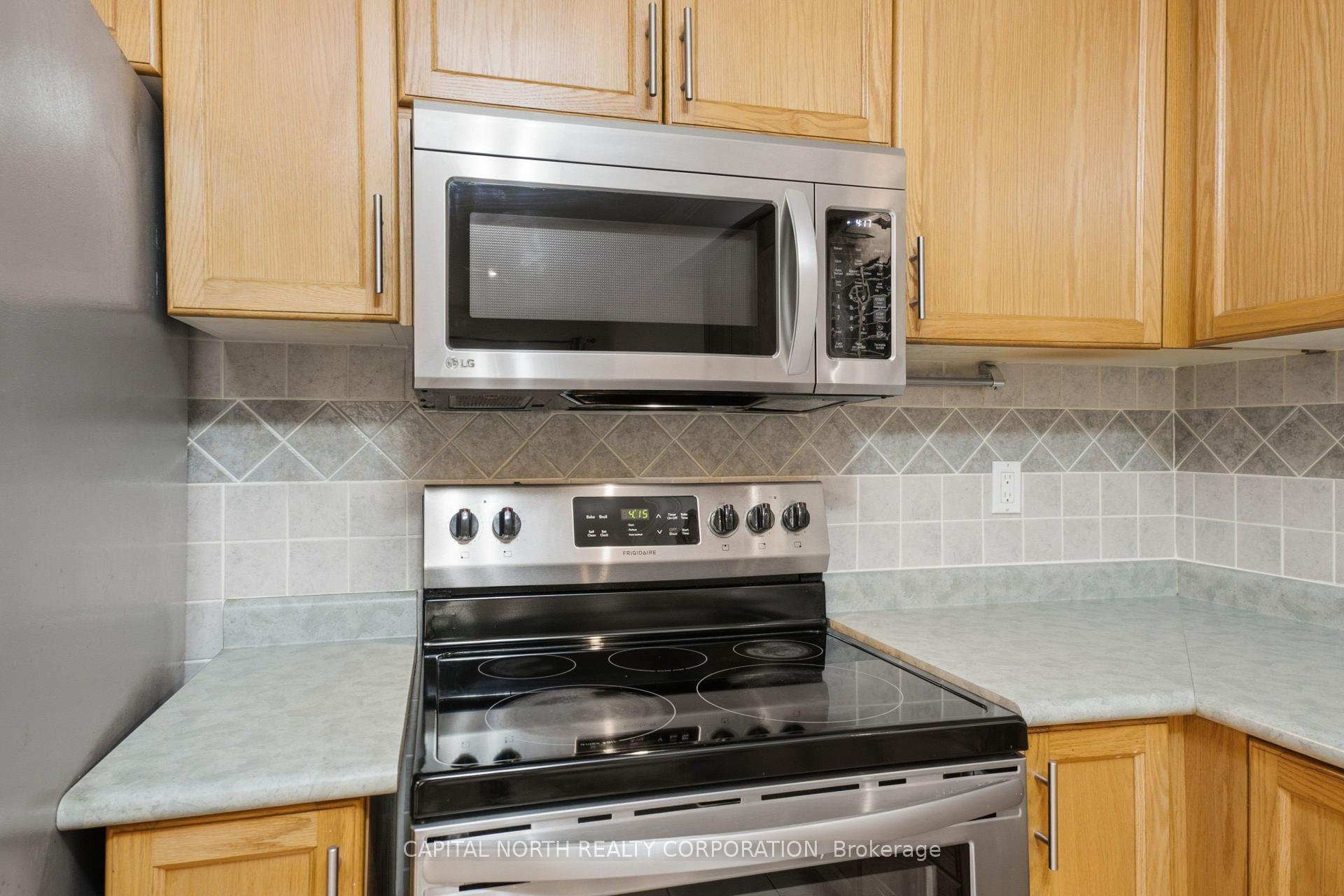 Photo 12 of 60 Monte Carlo Drive, Vaughan, Sonoma Heights — HOMEH