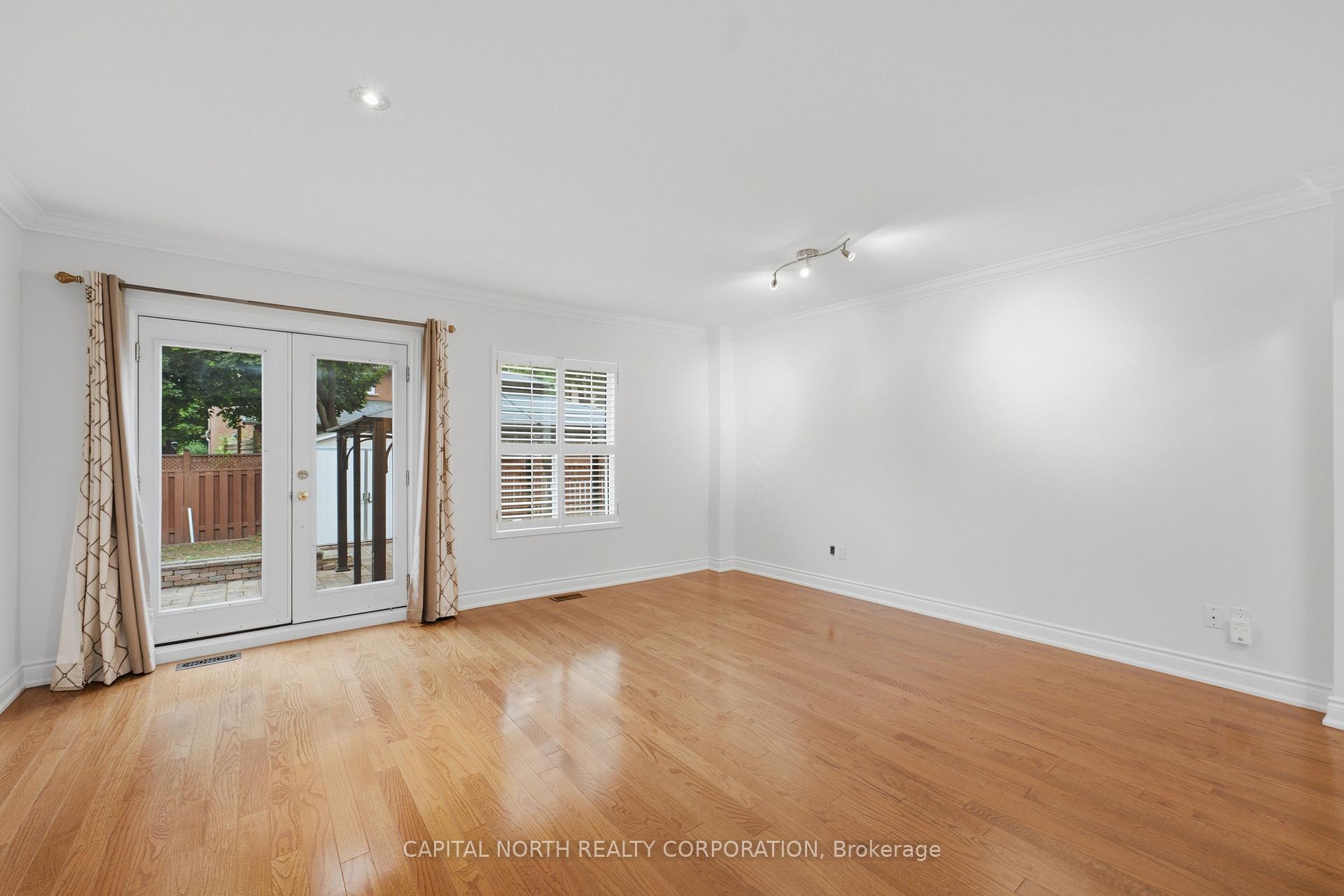 Photo 15 of 60 Monte Carlo Drive, Vaughan, Sonoma Heights — HOMEH