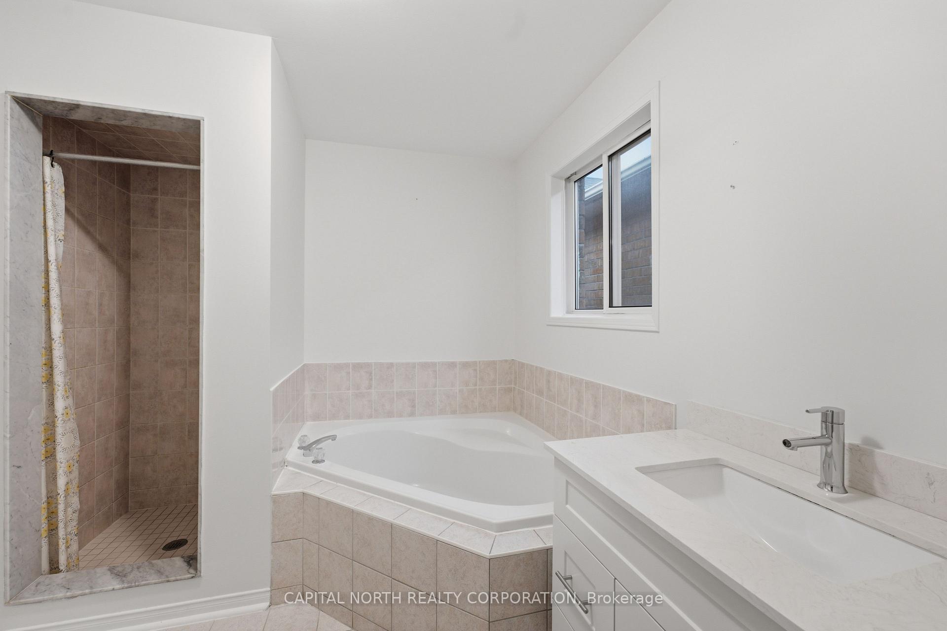 Photo 29 of 60 Monte Carlo Drive, Vaughan, Sonoma Heights — HOMEH