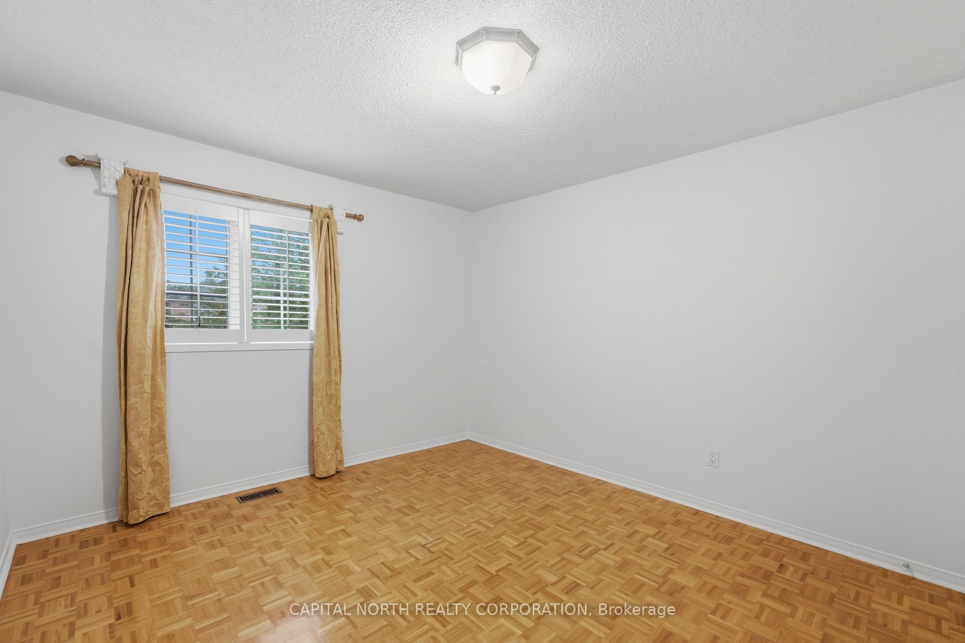 Photo 33 of 60 Monte Carlo Drive, Vaughan, Sonoma Heights — HOMEH