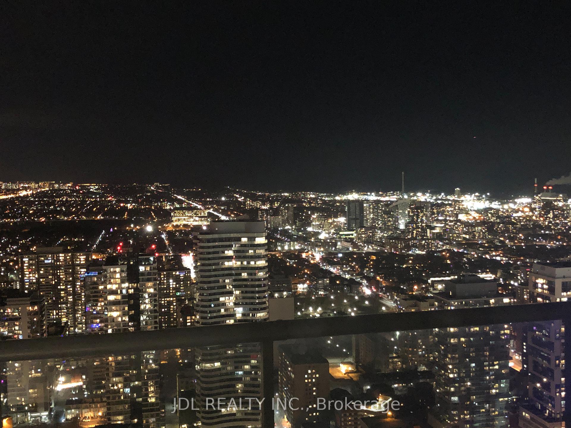 Photo 6 of Unit 5008, 7 Grenville Street, Toronto, Bay Street Corridor — HOMEH