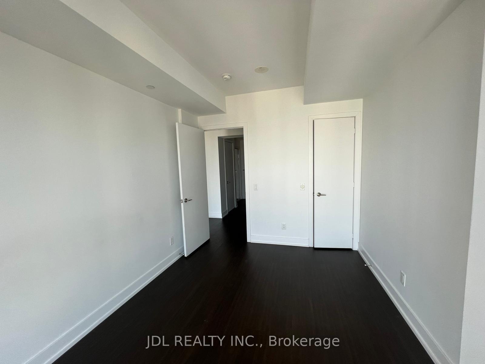 Photo 7 of Unit 5008, 7 Grenville Street, Toronto, Bay Street Corridor — HOMEH