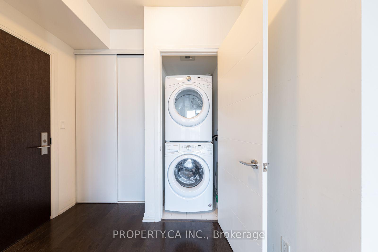 Photo 3 of Unit 706, 460 Adelaide Street E, Toronto, Moss Park — HOMEH