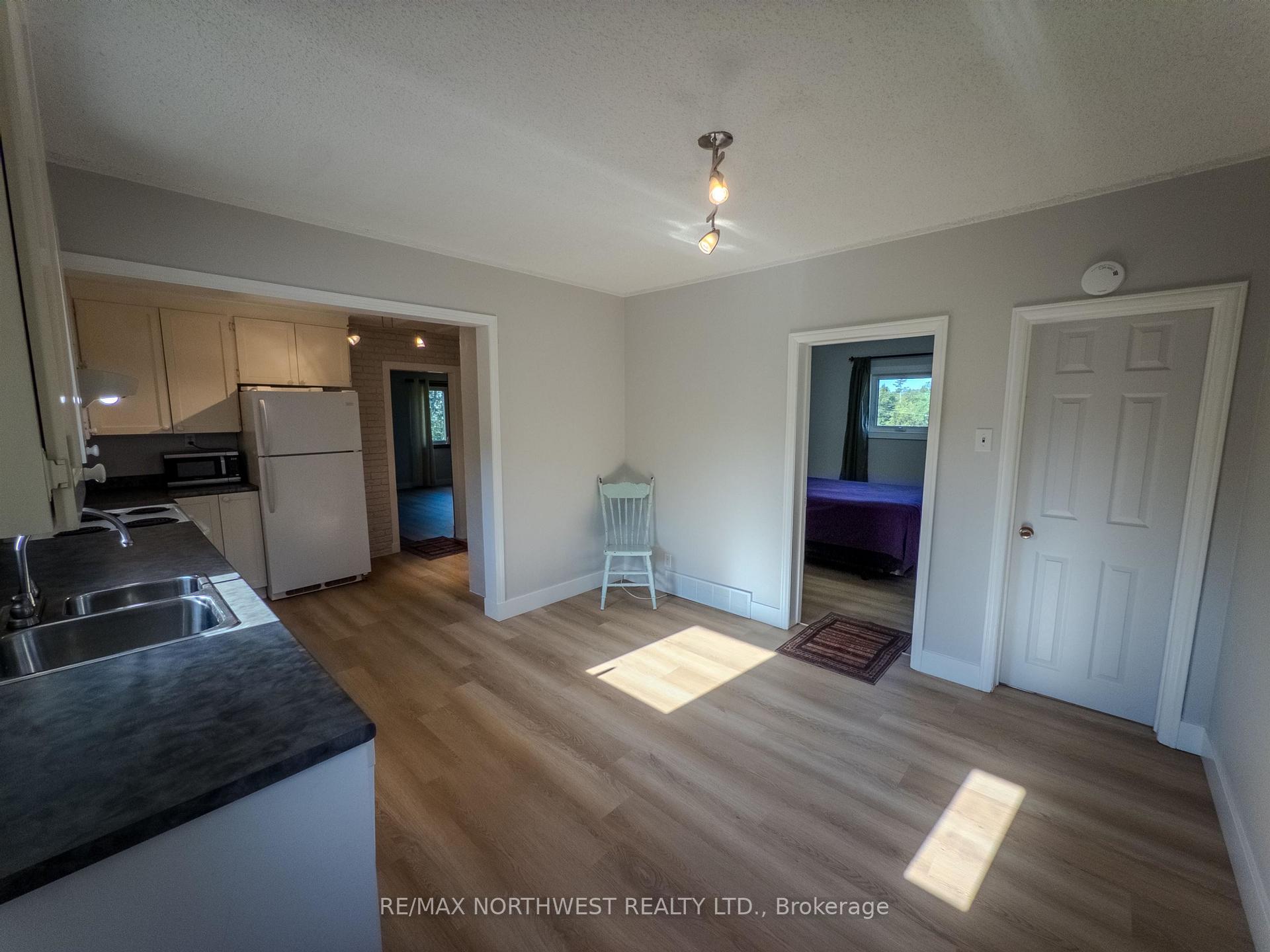 Photo 5 of 520 Portage Street, Kenora, Keewatin — HOMEH