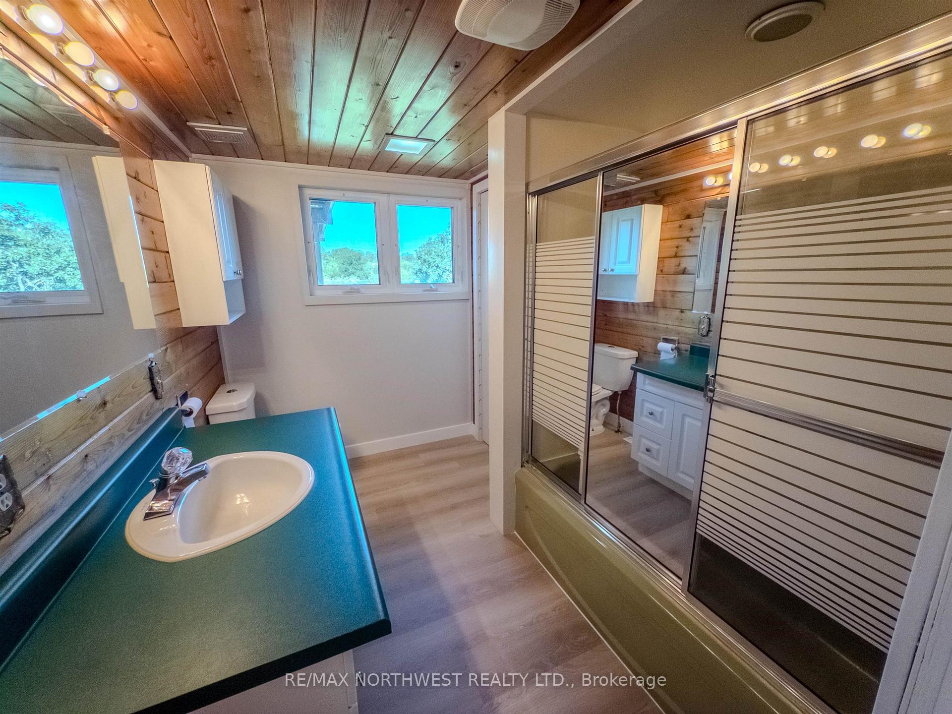 Photo 11 of 520 Portage Street, Kenora, Keewatin — HOMEH