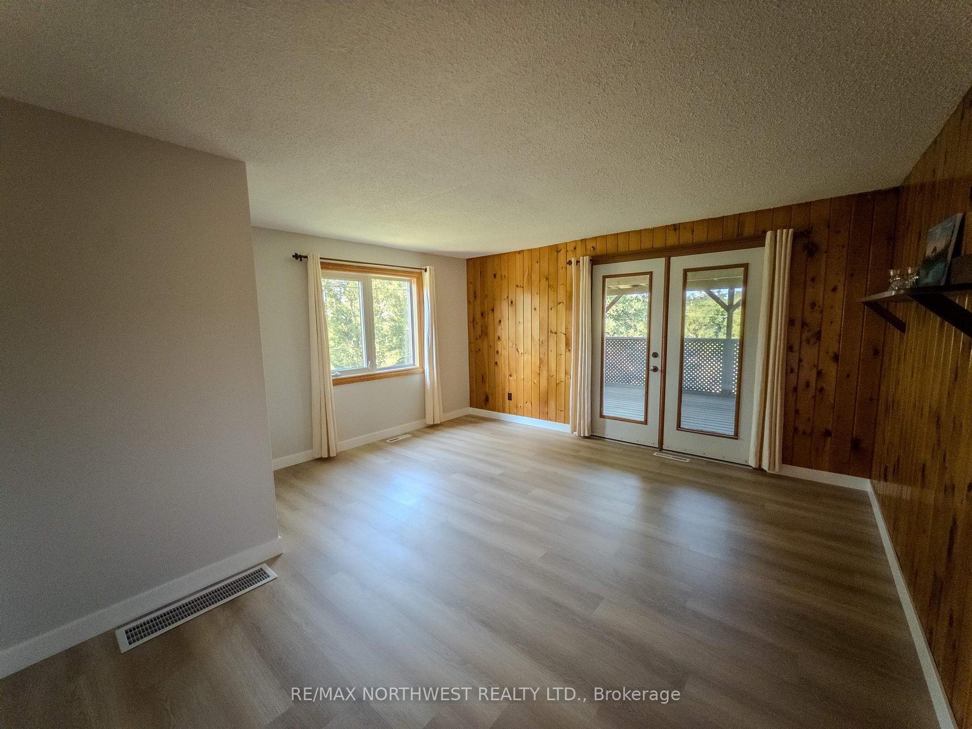 Photo 15 of 520 Portage Street, Kenora, Keewatin — HOMEH