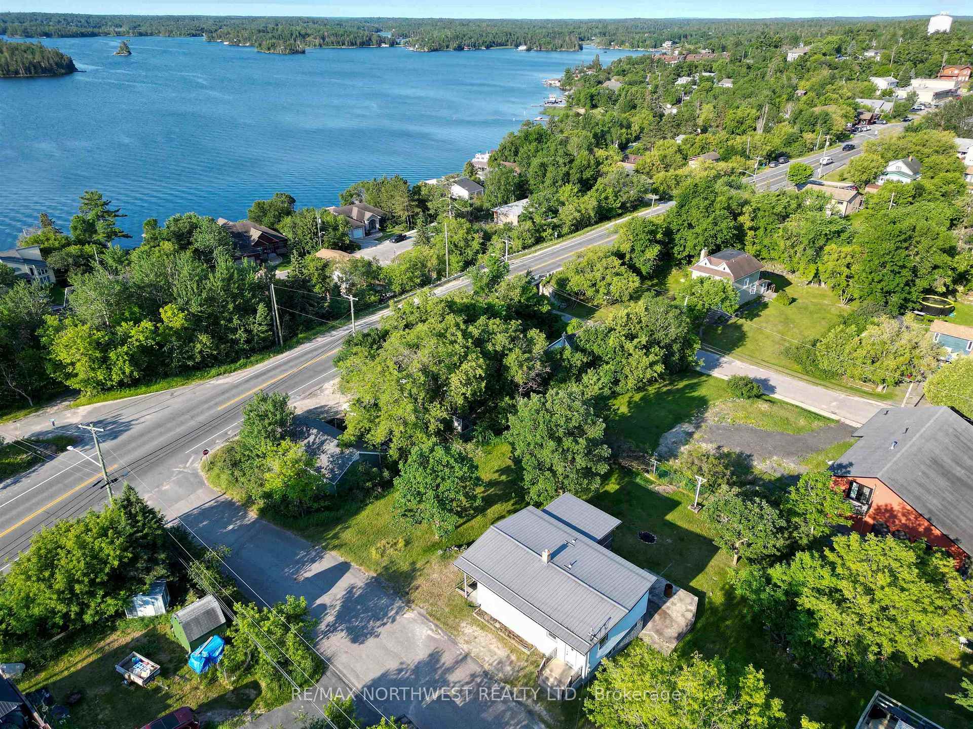 Photo 29 of 520 Portage Street, Kenora, Keewatin — HOMEH