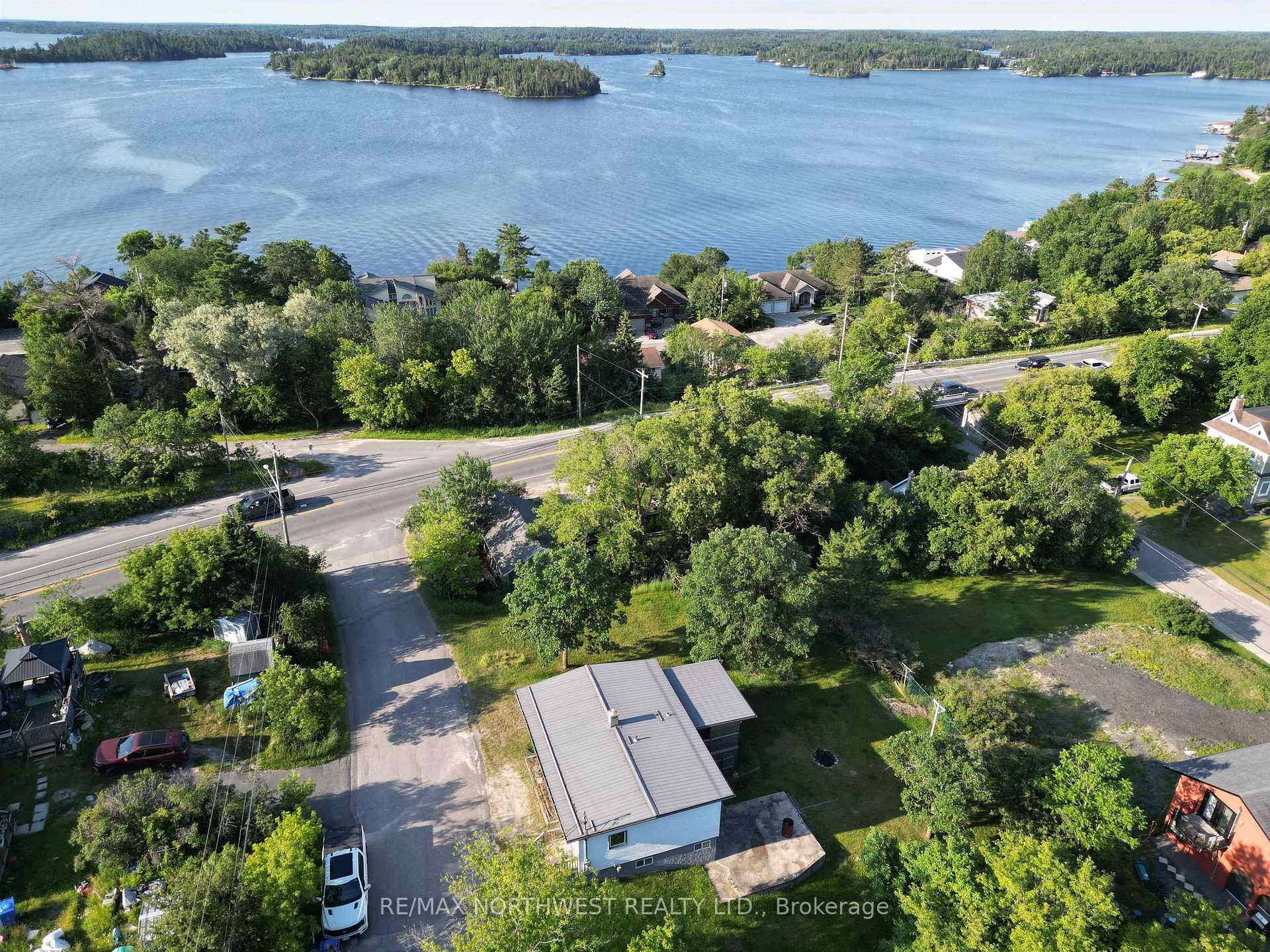 Photo 30 of 520 Portage Street, Kenora, Keewatin — HOMEH