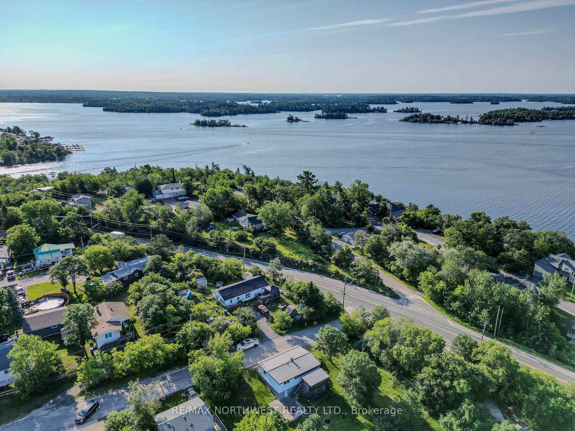 Photo 33 of 520 Portage Street, Kenora, Keewatin — HOMEH
