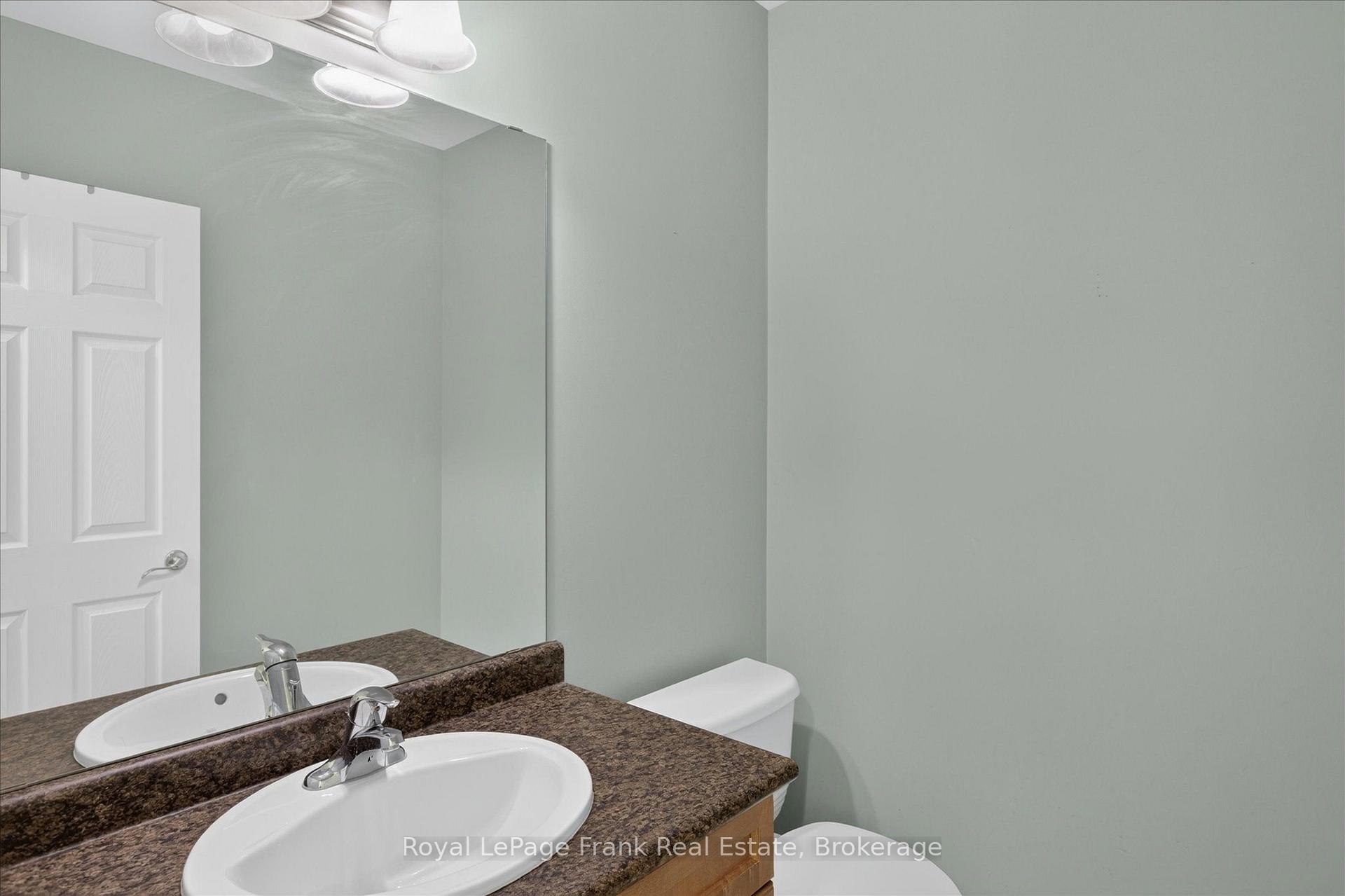Photo 8 of Unit 60, 49 Village Crescent, Peterborough, Otonabee Ward 1 — HOMEH