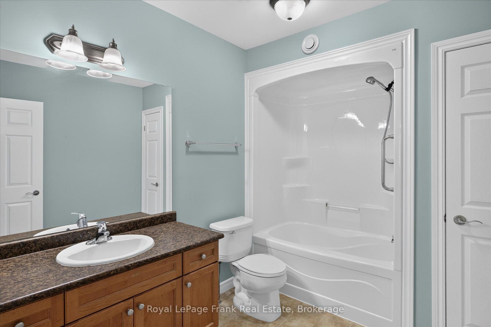 Photo 26 of Unit 60, 49 Village Crescent, Peterborough, Otonabee Ward 1 — HOMEH