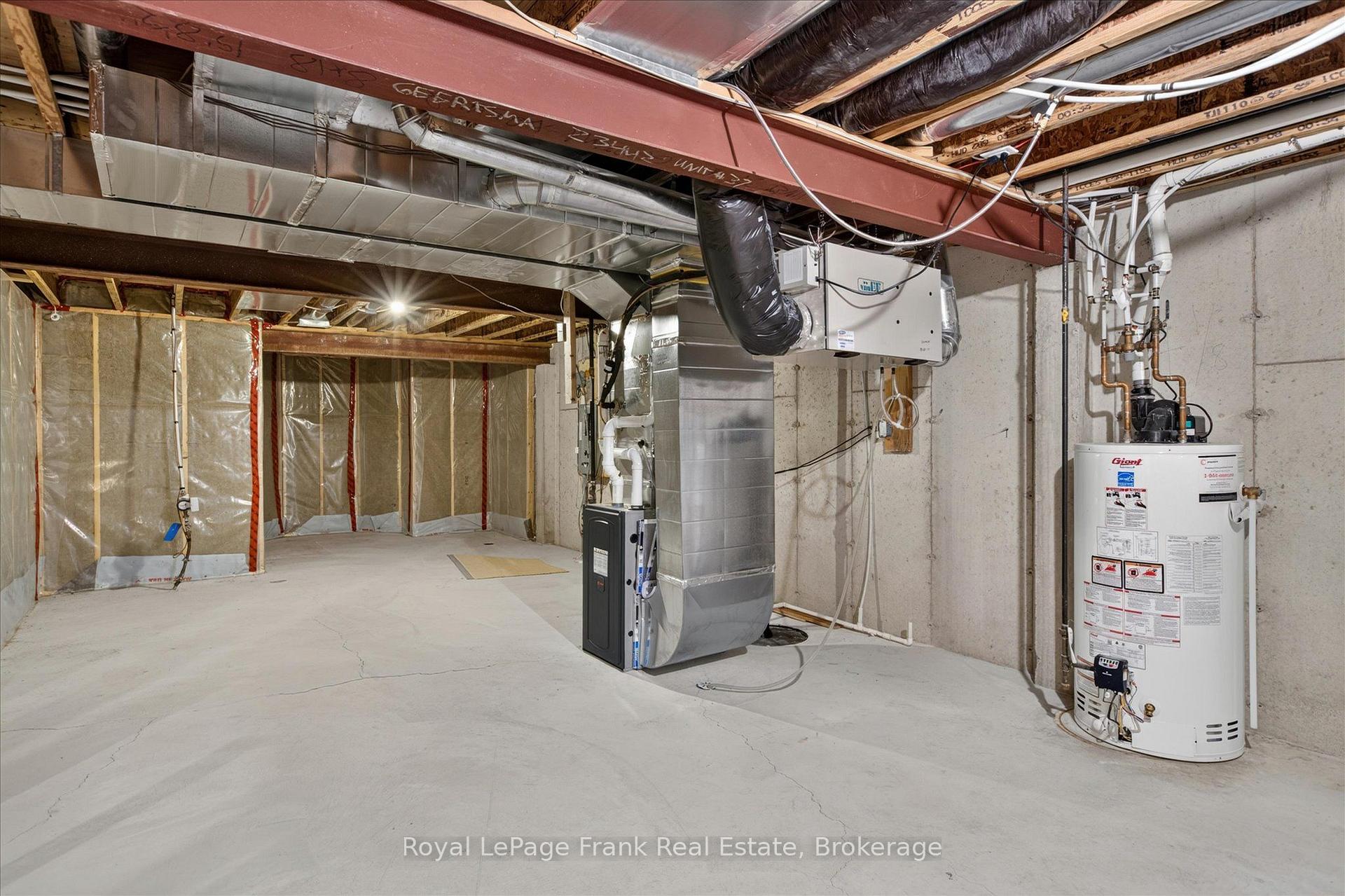 Photo 29 of Unit 60, 49 Village Crescent, Peterborough, Otonabee Ward 1 — HOMEH