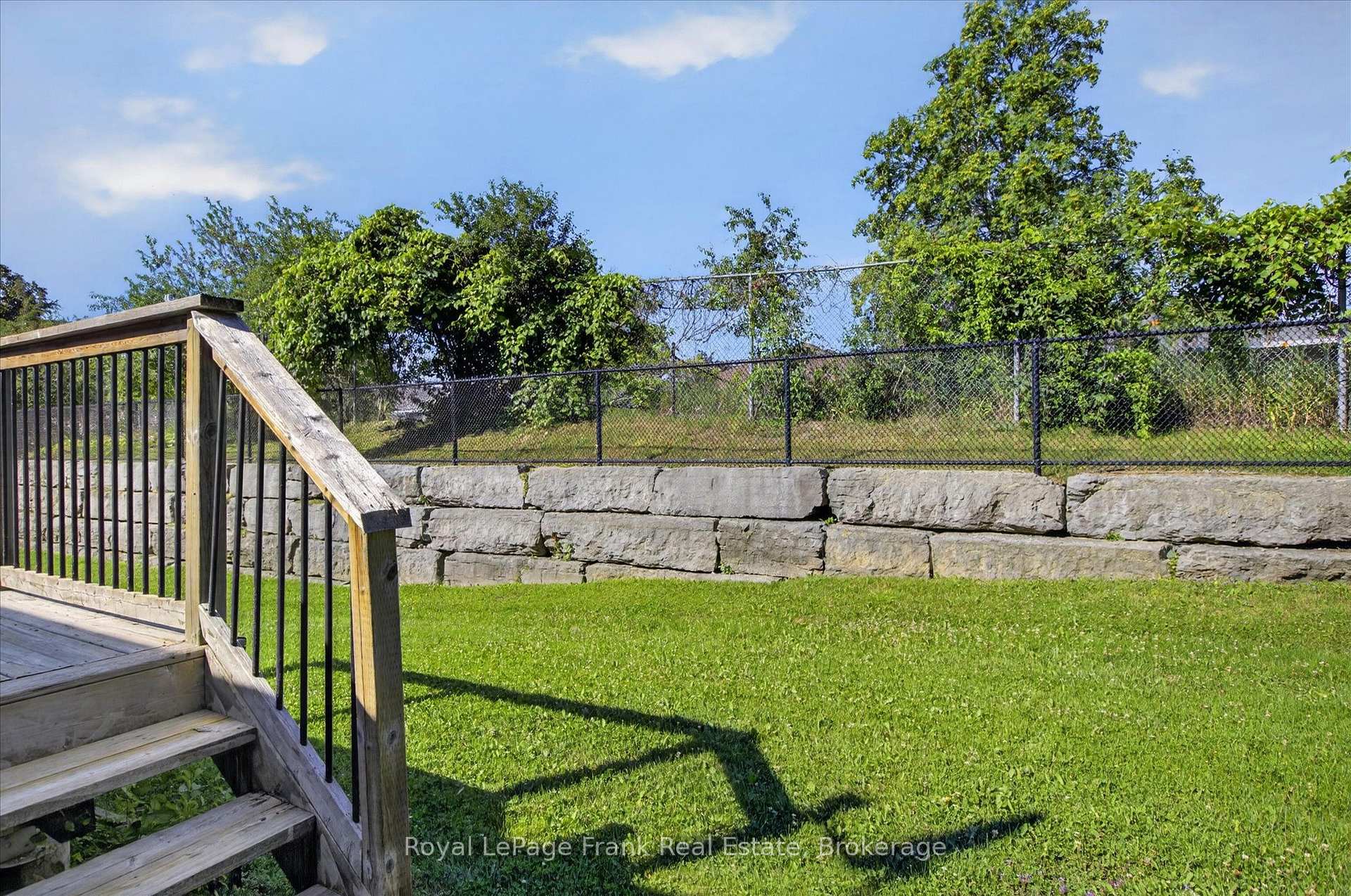 Photo 36 of Unit 60, 49 Village Crescent, Peterborough, Otonabee Ward 1 — HOMEH