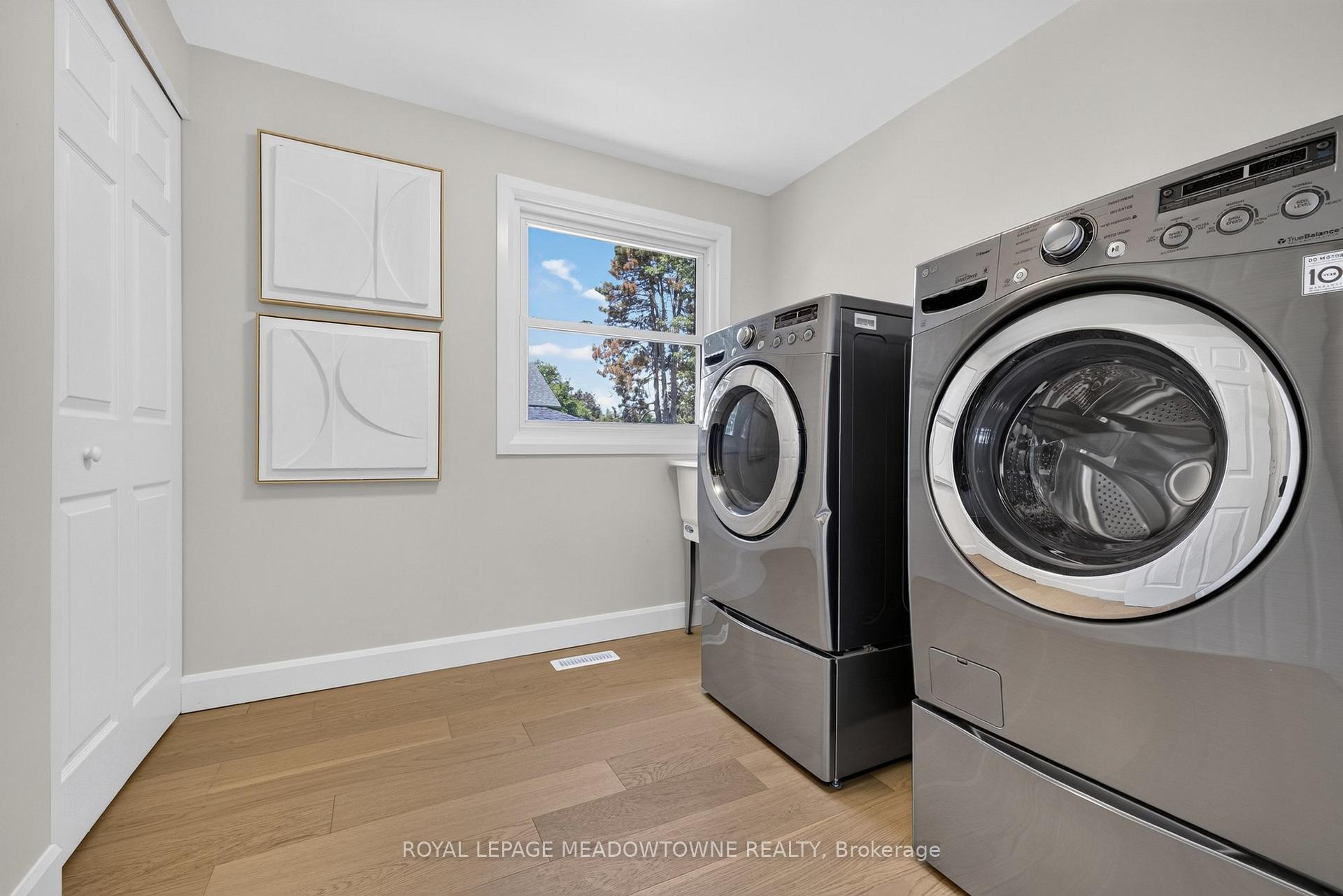 Photo 19 of 377 Delrex Boulevard, Halton Hills, Georgetown — HOMEH