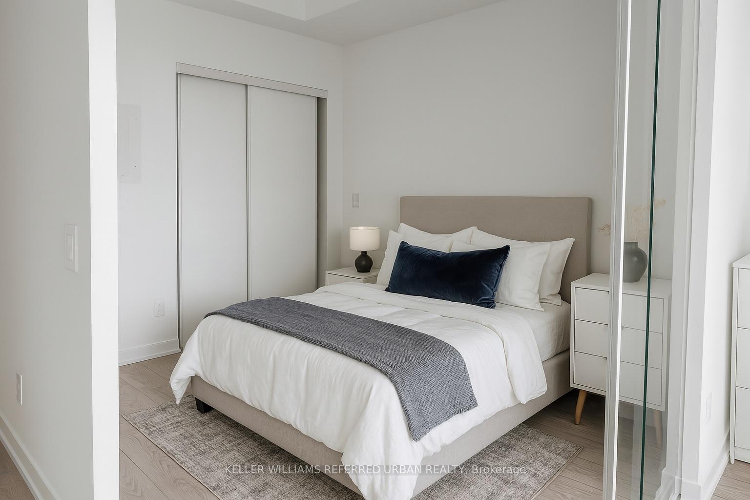 Photo 3 of Unit 727, 285 Dufferin Street, Toronto, South Parkdale — HOMEH