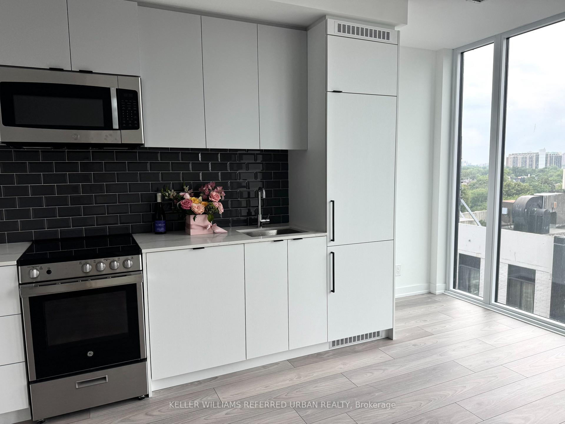Photo 4 of Unit 727, 285 Dufferin Street, Toronto, South Parkdale — HOMEH