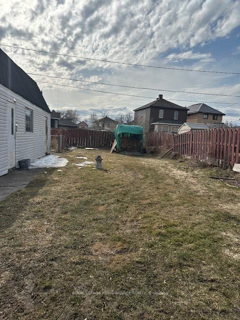 Photo 15 of 321-323 Munro Street, Cornwall — HOMEH