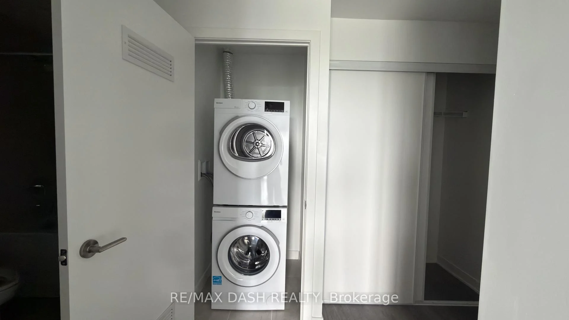 Photo 19 of Unit 2201, 10 Flavelle Trail, Vaughan, Steeles West Industrial — HOMEH