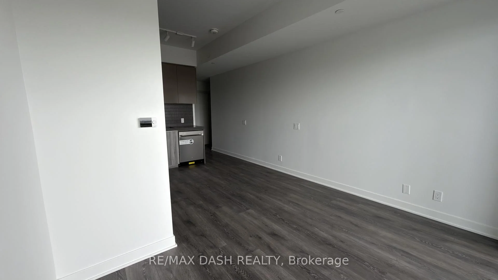 Photo 23 of Unit 2201, 10 Flavelle Trail, Vaughan, Steeles West Industrial — HOMEH
