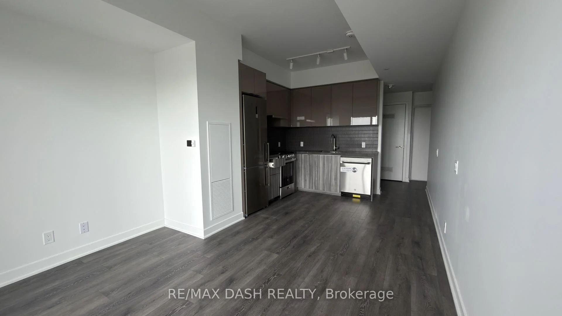 Photo 24 of Unit 2201, 10 Flavelle Trail, Vaughan, Steeles West Industrial — HOMEH