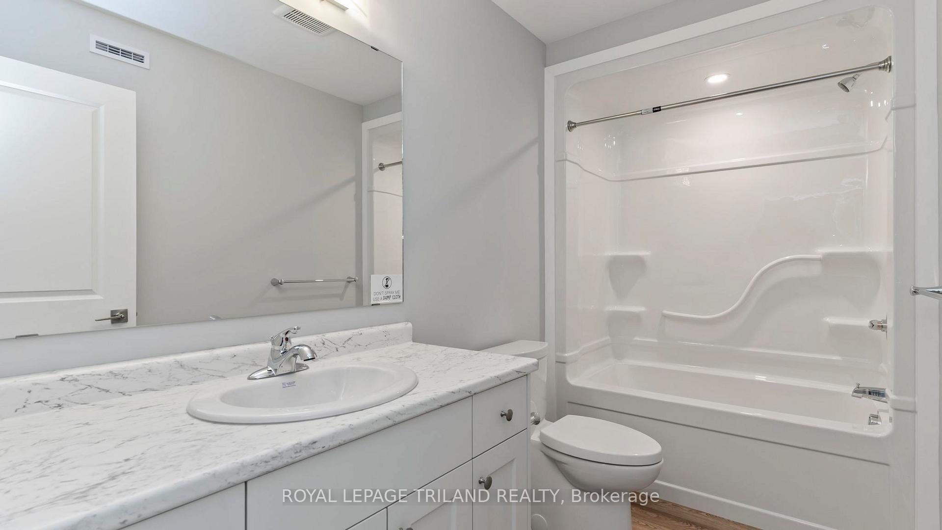 Photo 14 of 45 Harrow Lane, St. Thomas — HOMEH