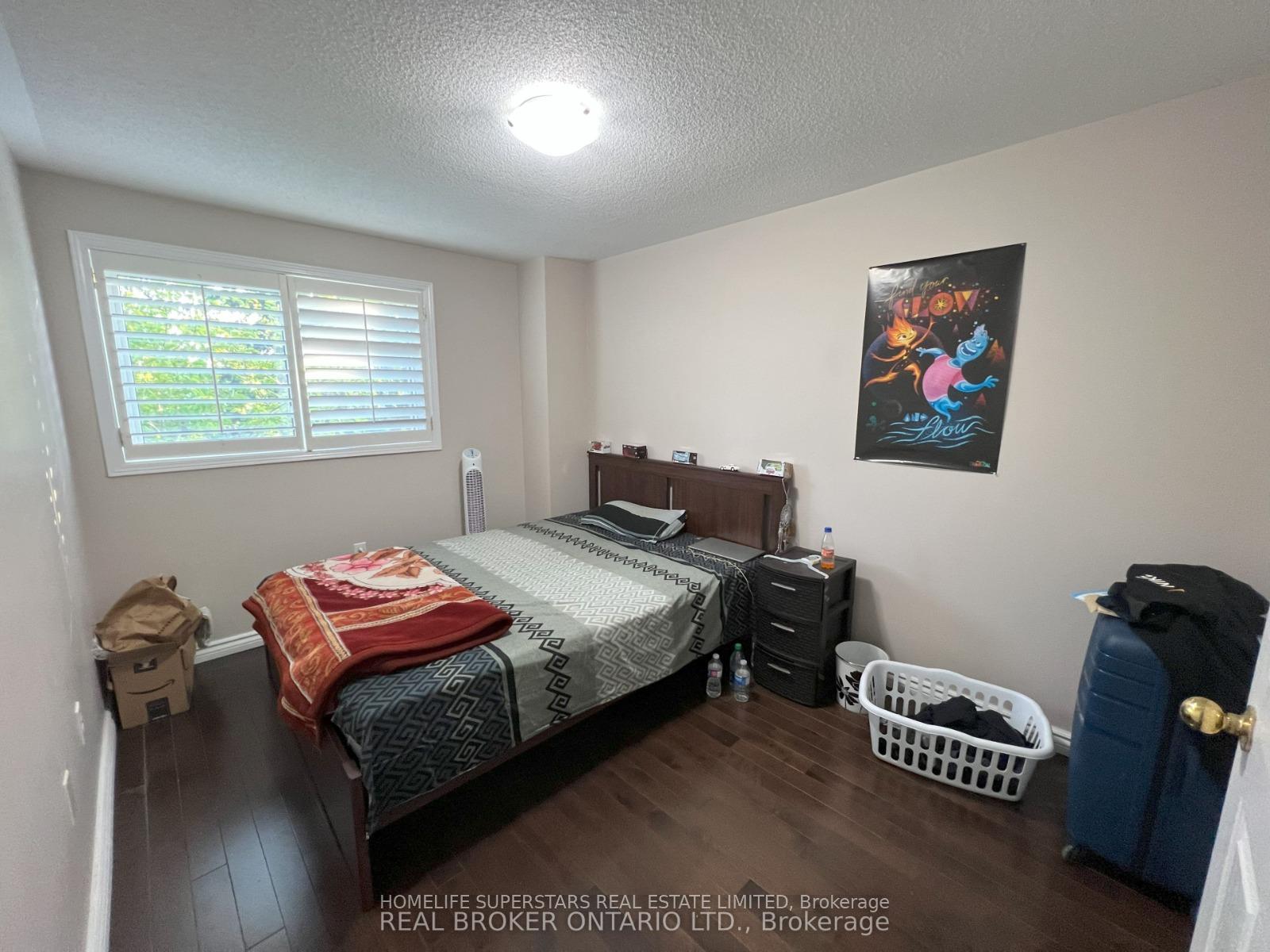 Photo 8 of Unit 1, 2555 Thomas Street, Mississauga, Central Erin Mills — HOMEH