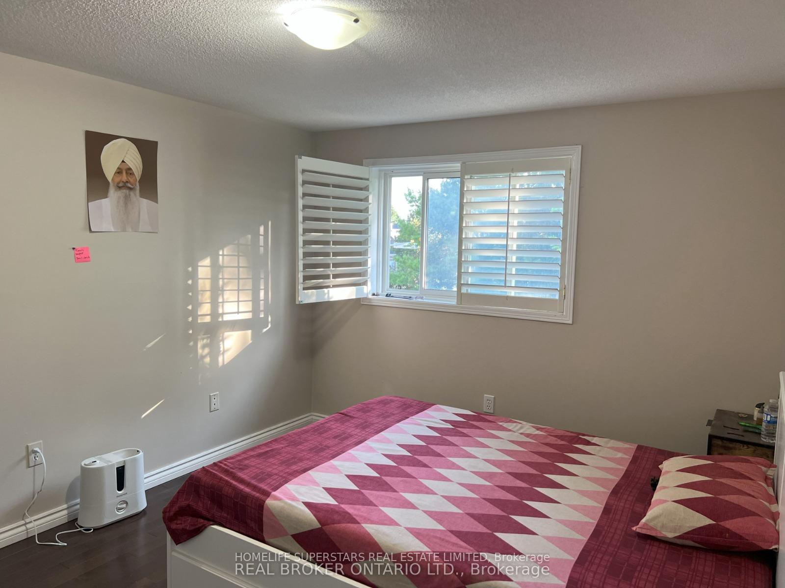 Photo 12 of Unit 1, 2555 Thomas Street, Mississauga, Central Erin Mills — HOMEH