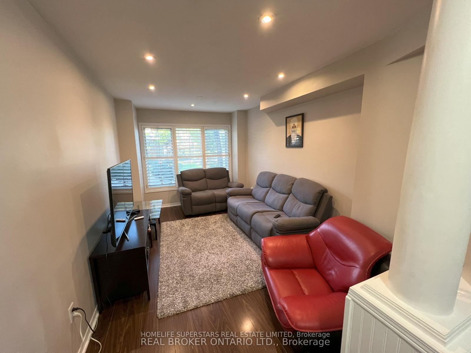 Photo 22 of Unit 1, 2555 Thomas Street, Mississauga, Central Erin Mills — HOMEH